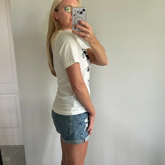 ‘Never Walk Alone’ Short Sleeve Graphic Tee - Picture 4 of 9